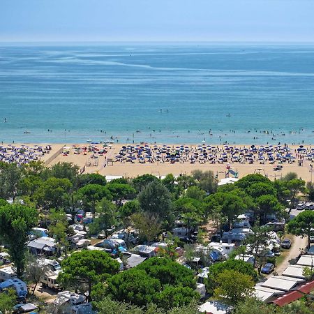 Camping Village Capalonga Bibione Bagian luar foto