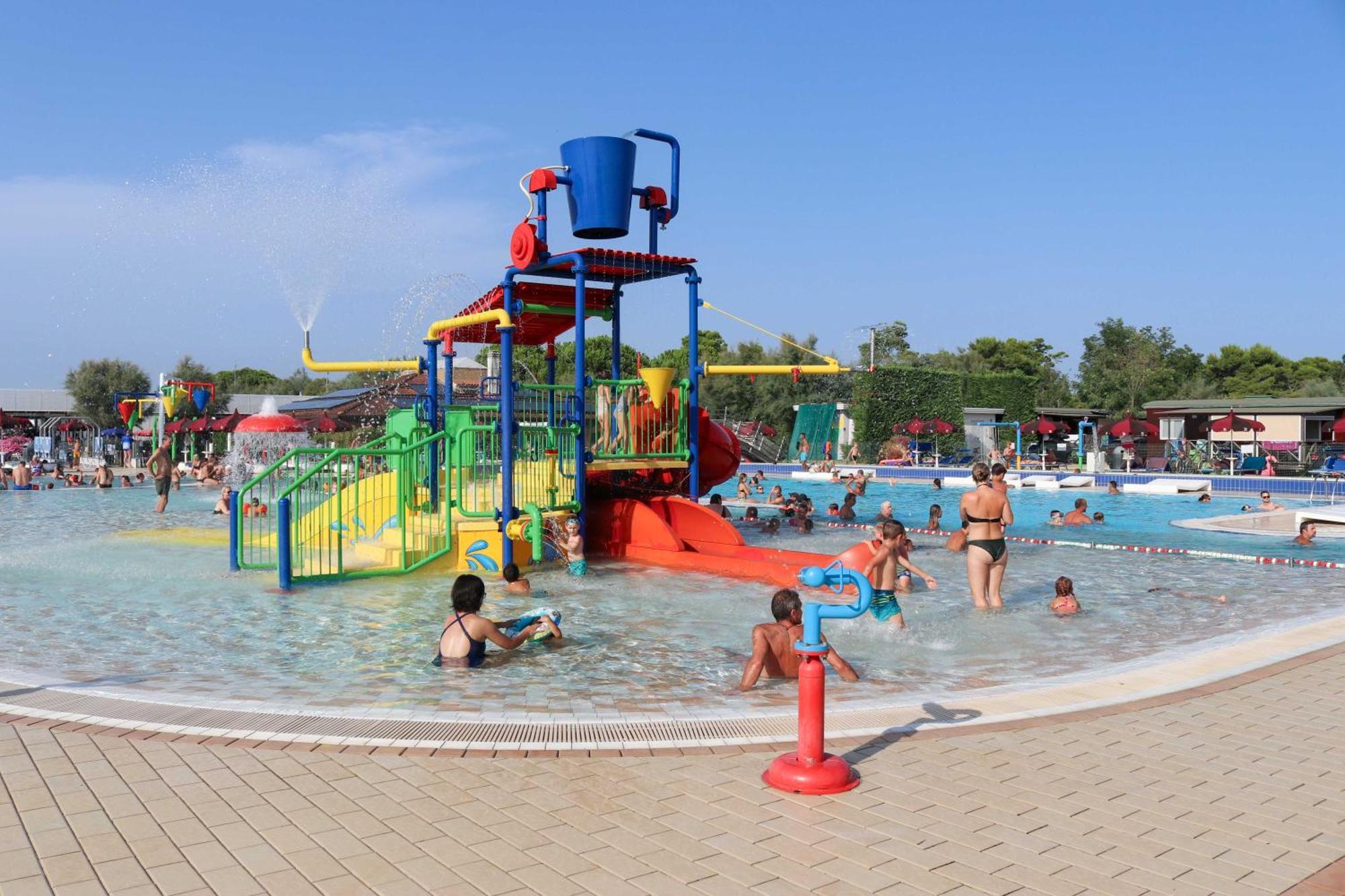Camping Village Capalonga Bibione Bagian luar foto