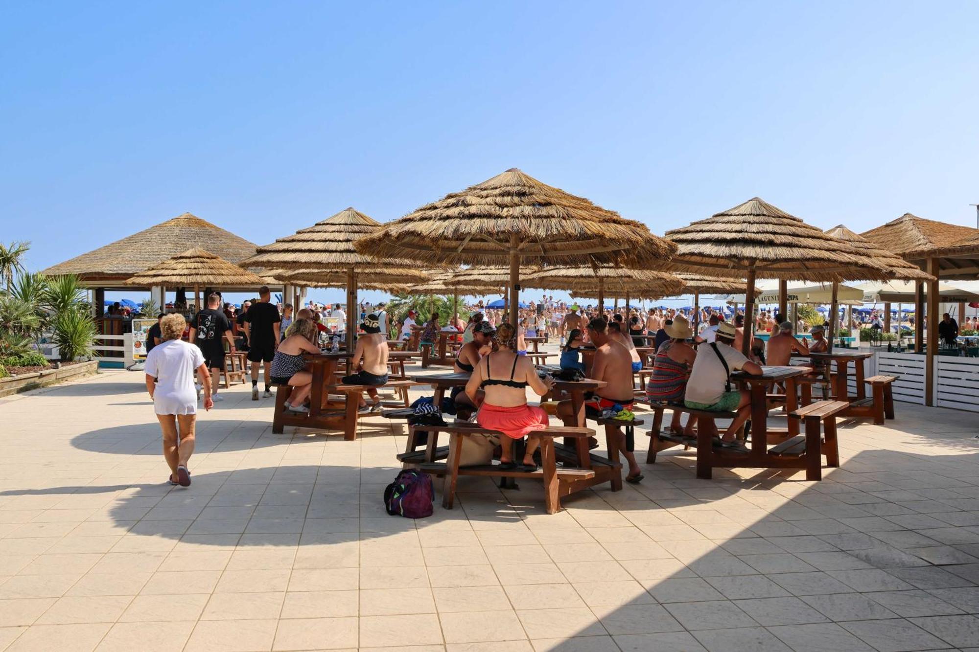 Camping Village Capalonga Bibione Bagian luar foto
