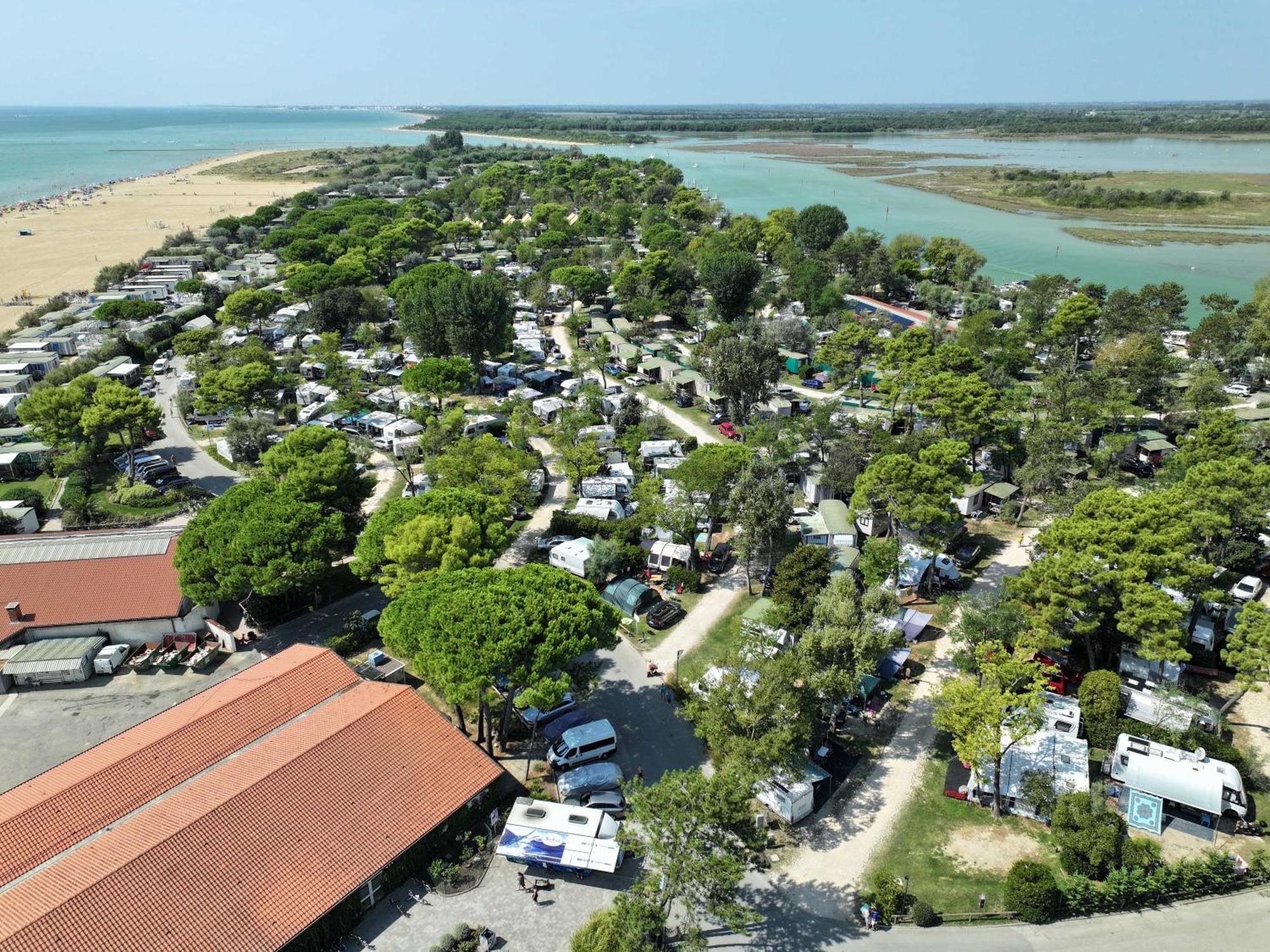 Camping Village Capalonga Bibione Bagian luar foto